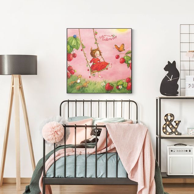 Frame da parete con tessuto in tensione con quadro intercambiabile classico The Strawberry Fairy - Altalena