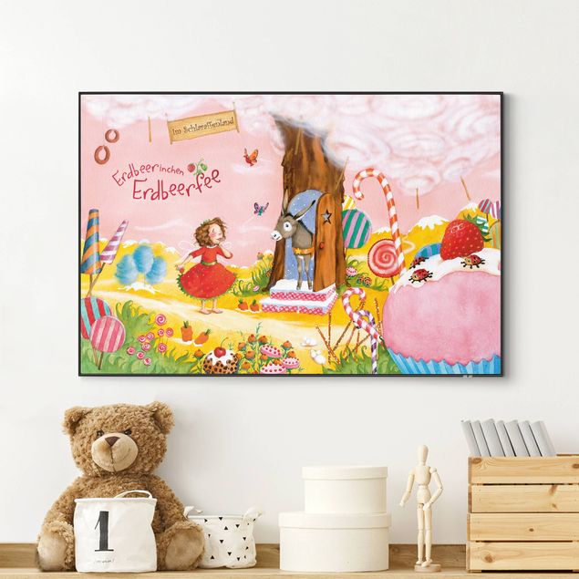 Frame da parete con tessuto in tensione con quadro intercambiabile classico The Strawberry Fairy - Il paese della cuccagna
