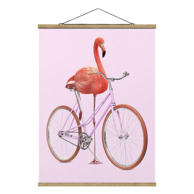 Foto su tessuto da parete con bastone - Flamingo con la bicicletta - Verticale 4:3