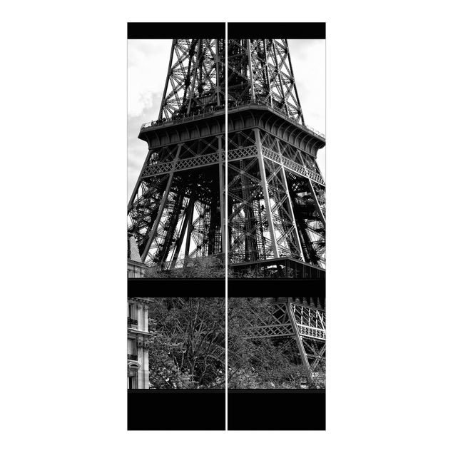 tende scorrevoli con binario Window View Paris - Close To The Eiffel Tower In Black And White