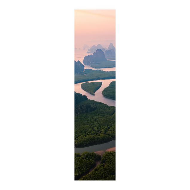 Set tende a pannello Paesaggio fluviale in Thailandia