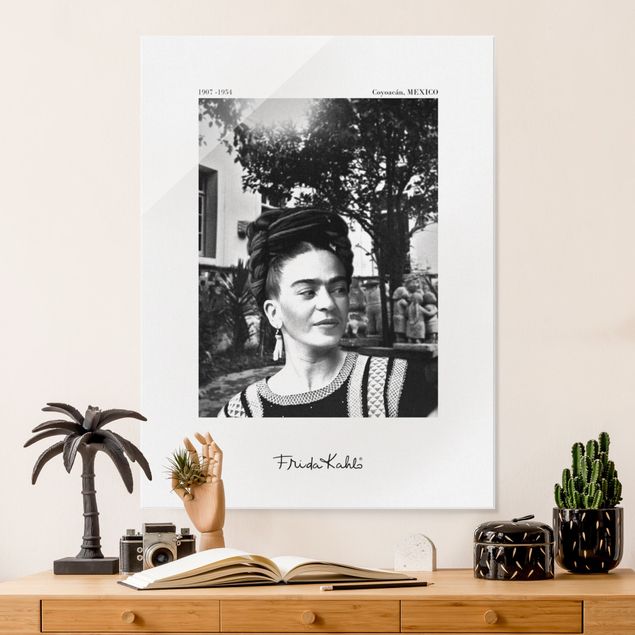 Lavagna magnetica vetro Ritratto fotografico di Frida Kahlo in giardino