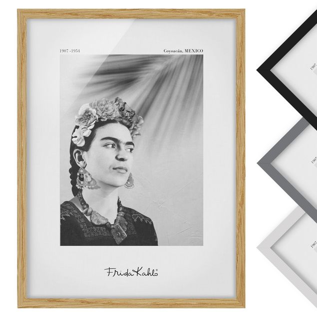 Poster con cornice - Ritratto di Frida Kahlo con gioielli