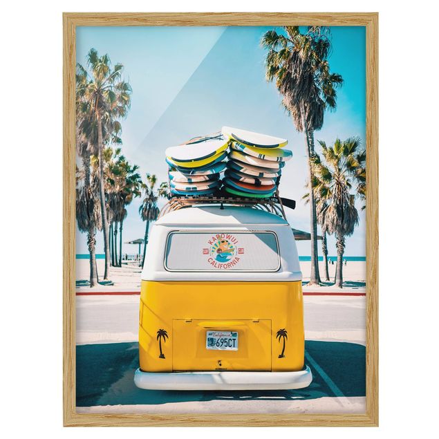 Poster con cornice - Furgone giallo con tavole da surf