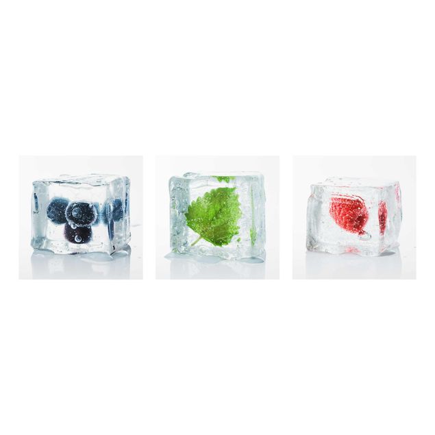 Quadro in vetro - Fruits And Lemon Balm In Ice Cube - 3 parti