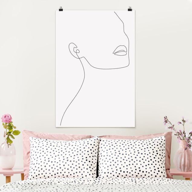 Madara Henina Line Art - Bellezza minimalista
