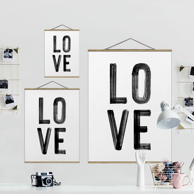 Foto su tessuto da parete con bastone - Love tipografia in nero - Verticale 3:4
