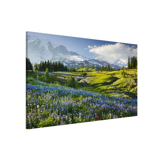 Lavagna magnetica per ufficio Prato di montagna con fiori blu davanti al monte Rainier