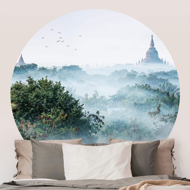 Carta da parati per centro benessere Nebbia mattutina sulla giungla di Bagan