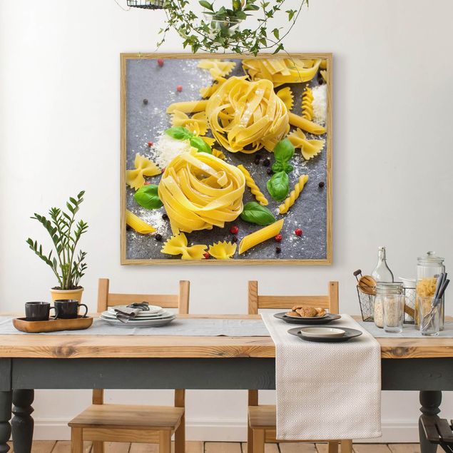 Poster con cornice - Mix di pasta con basilico