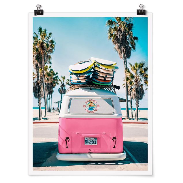 Poster riproduzione - Furgone rosa con tavole da surf