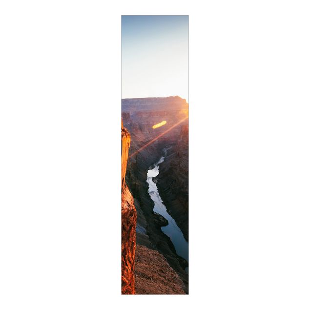 set tende a pannello Sole nel Grand Canyon