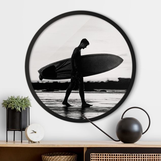 Poster con cornice rotonda Ragazzo surfista in ombra di profilo
