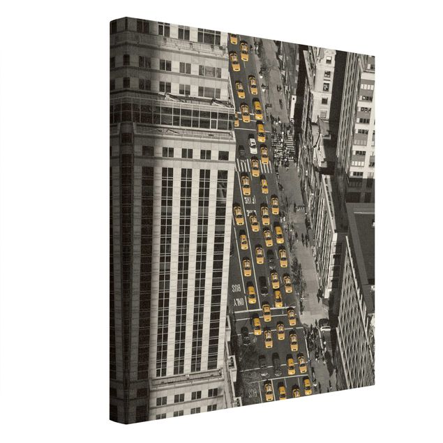 Quadro su tela naturale - Traffico di taxi in Manhattan - Formato verticale 3:4