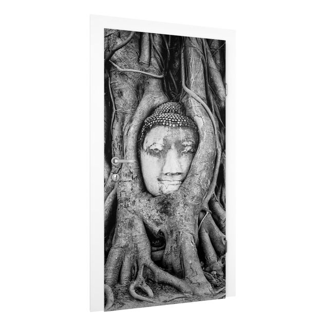 Carta da parati per porte - Buddha in Ayutthaya lined by tree roots in black-and-white