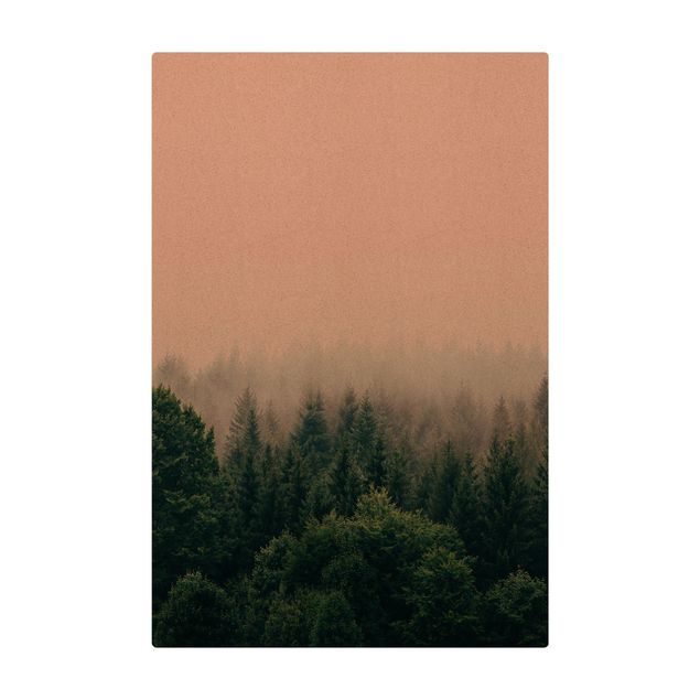 Tappetino di sughero - Foresta nella nebbia del crepuscolo - Formato verticale 2:3