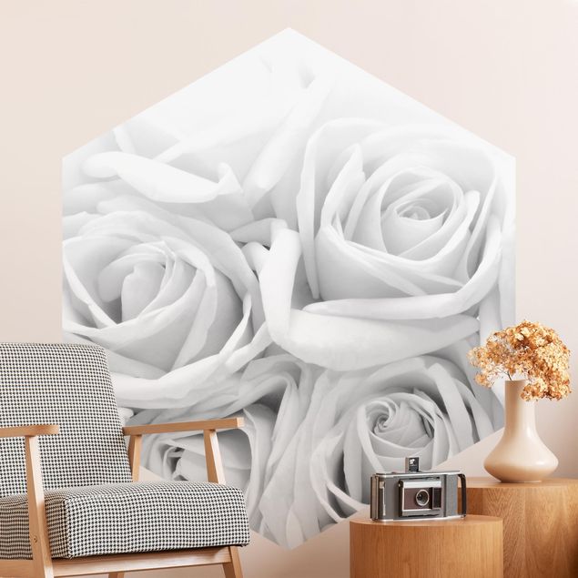 Carta da parati esagonale Rose bianche in bianco e nero