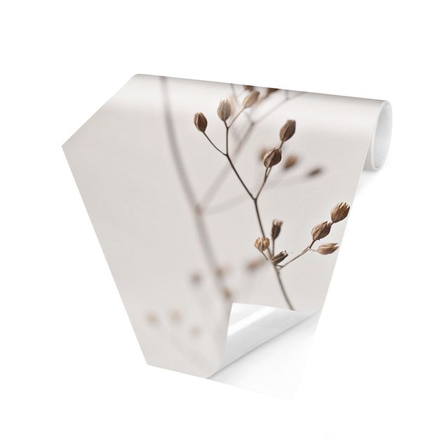 Carta da parati esagonale adesiva con disegni - Delicate gemme su ramo di fiori selvatici